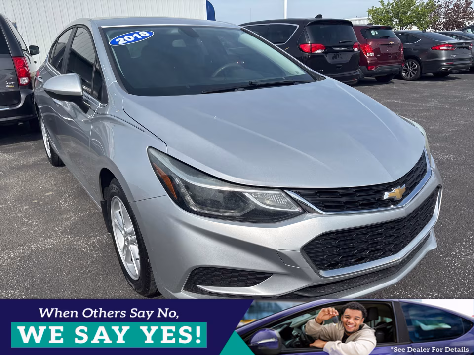 2018 Chevrolet Cruze LT Hatchback Auto's photo